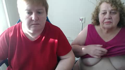 AdelAndSofia online show from 02/09/26, 09:35