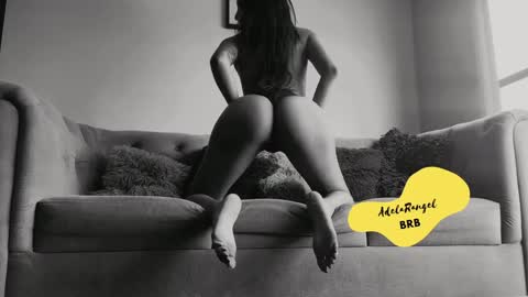 Snapshot of adelarangel chatting on 01/16/25, 10:34 Adela Rangel START Mon to Sat from 3pm - 9pm COL time online show from 01/16/25, 10:34