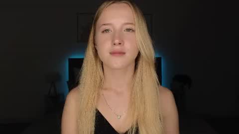 Snapshot of adele_armas chatting on 07/11/26, 08:55 Adele online show from 07/11/26, 08:55
