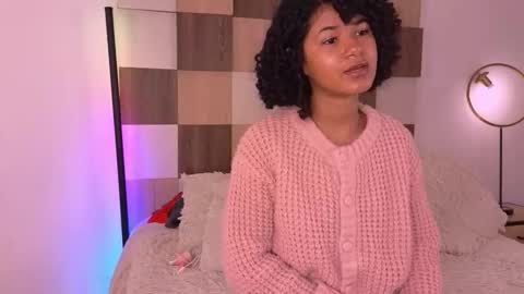 Snapshot of adele_carter_ chatting on 11/17/25, 12:00 Andrea online show from 11/17/25, 12:00