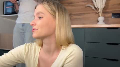 Adele Nick online show from 03/21/26, 11:37