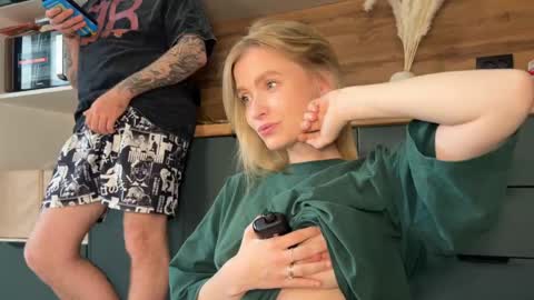 Adele Nick online show from 05/20/26, 10:21