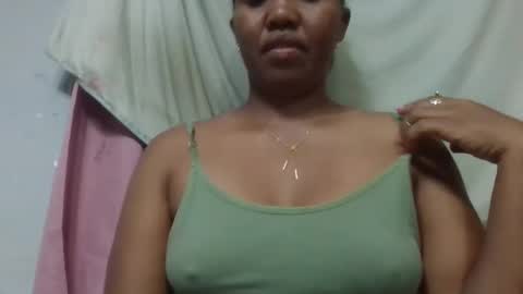 adelealy online show from 02/18/26, 07:43