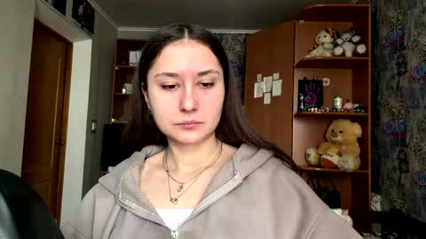 Poly online show from 04/18/26, 09:02