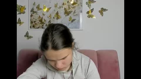 adelecruzz online show from 02/17/26, 12:23