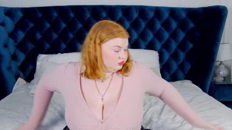 adelemoor online show from 01/26/25, 08:23