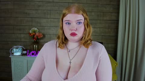 adelemoor online show from 02/05/25, 08:25