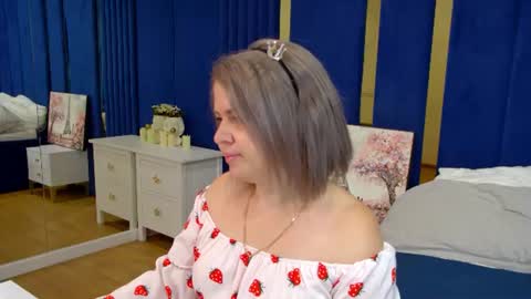 Snapshot of adeleravelle chatting on 08/05/26, 05:10 AdeleRavelle online show from 08/05/26, 05:10