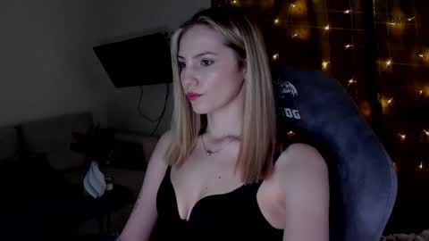 Adele Shine online show from 01/25/25, 06:23