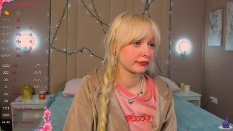 adelesilvy online show from 04/02/26, 01:36