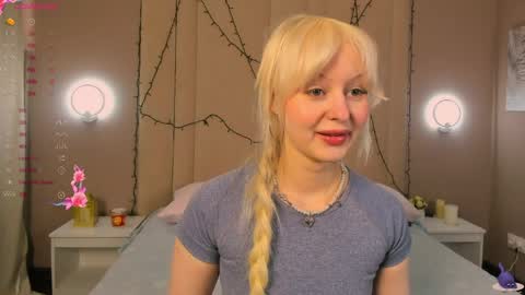 adelesilvy online show from 04/04/26, 01:37