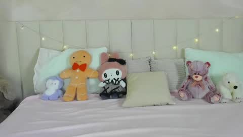 adelesilvy online show from 06/05/26, 01:56