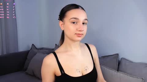 adelexx_zll online show from 02/20/26, 05:15