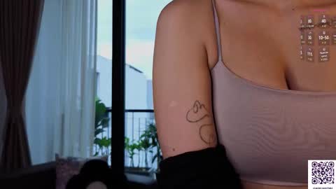 Adelia online show from 11/22/25, 01:04