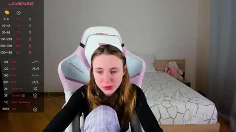 Adelina online show from 11/28/25, 09:34