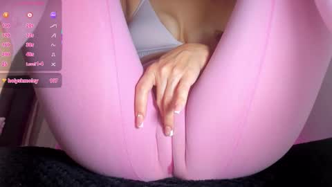 adelinaconte1 online show from 03/03/26, 01:50