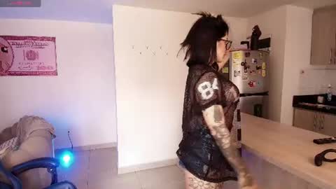 Snapshot of adelineefoxxx chatting on 06/12/26, 04:28 MARIA ANGEL IG iamangel45 online show from 06/12/26, 04:28