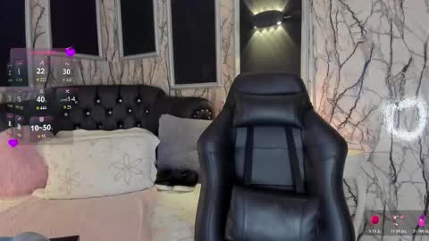 adelinemoretti online show from 03/03/26, 08:15