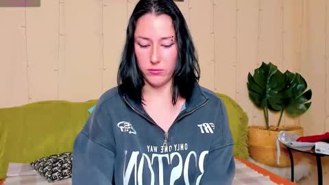 Adel online show from 09/27/25, 05:18