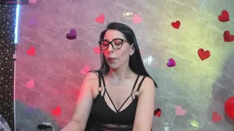 Adellelennoxx online show from 06/02/26, 08:49