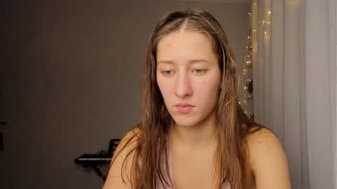 Adell online show from 12/04/24, 10:30