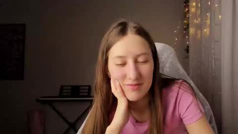 Adell online show from 03/02/25, 10:38