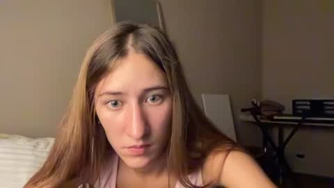 Snapshot of adellqueen chatting on 07/13/26, 09:50 Adell online show from 07/13/26, 09:50