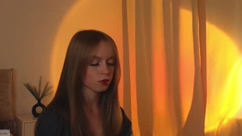 Snapshot of adencianey chatting on 07/15/26, 01:27 Selestia online show from 07/15/26, 01:27