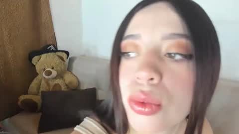 Snapshot of adhara_f chatting on 10/08/25, 10:24 AdaraForest online show from 10/08/25, 10:24