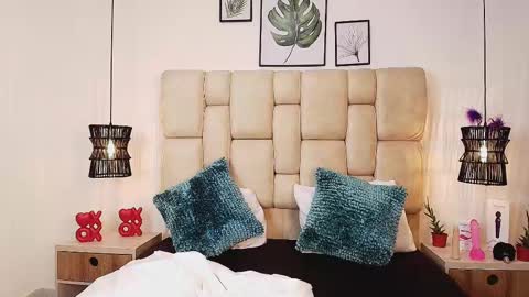 AdharaSmithh online show from 02/26/25, 05:53