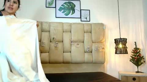 AdharaSmithh online show from 01/07/26, 07:16