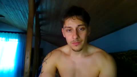 Snapshot of adi151943 chatting on 05/19/26, 04:35 JayHunter online show from 05/19/26, 04:35