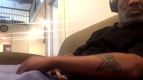 adick_ting online show from 12/08/24, 08:15