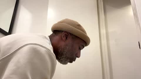 adick_ting online show from 01/19/25, 08:09