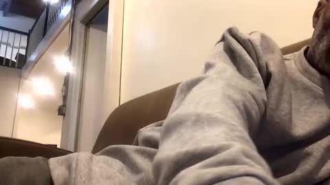 adick_ting online show from 10/25/25, 06:57