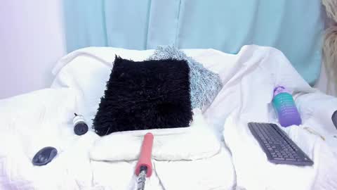  Adila  online show from 02/27/25, 11:04