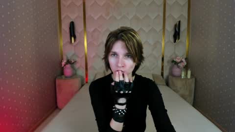 Snapshot of adonbev chatting on 03/31/26, 05:30 adonbev online show from 03/31/26, 05:30
