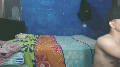 Snapshot of adonis5_ chatting on 02/26/26, 11:04 Adonis online show from 02/26/26, 11:04