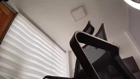 Juan online show from 10/28/25, 03:47