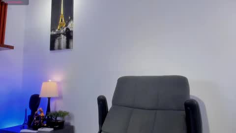 Snapshot of adonis_dlh chatting on 03/06/25, 02:41 Adonis online show from 03/06/25, 02:41