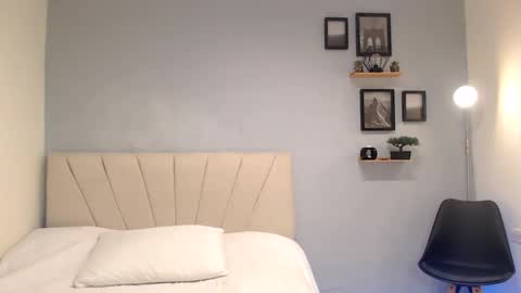 Snapshot of adonis_dlh chatting on 09/17/25, 03:41 Adonis online show from 09/17/25, 03:41