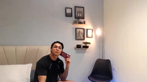 Snapshot of adonis_dlh chatting on 11/15/25, 04:21 Adonis online show from 11/15/25, 04:21