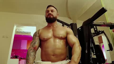 Adonis online show from 02/09/25, 01:44