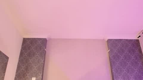 Adonis  online show from 11/21/25, 05:17