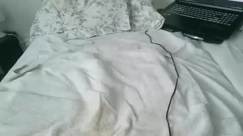 adonysse online show from 10/03/25, 08:22