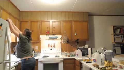 Snapshot of adorable22 chatting on 02/15/25, 12:15 adorable22 online show from 02/15/25, 12:15