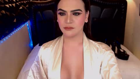 Snapshot of adorable_andrea chatting on 07/17/26, 11:53 adorable_andrea online show from 07/17/26, 11:53