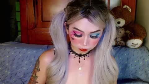 jasmine online show from 02/04/25, 08:17