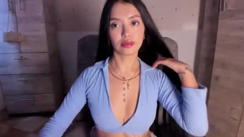 Stormi online show from 09/19/25, 08:53