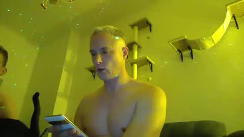 adreamcumstrue online show from 09/27/25, 09:53